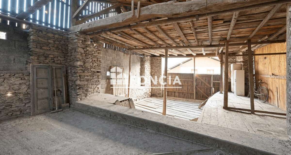 Maison à LA ROCHETTE