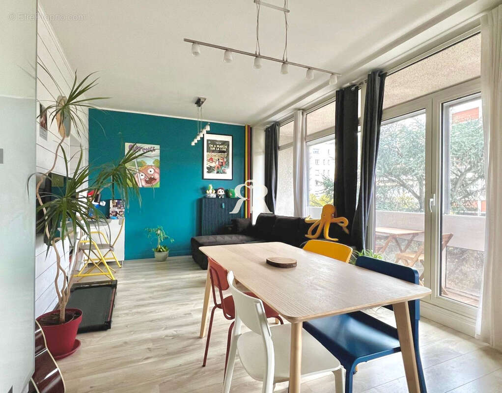 Appartement à CHAMALIERES