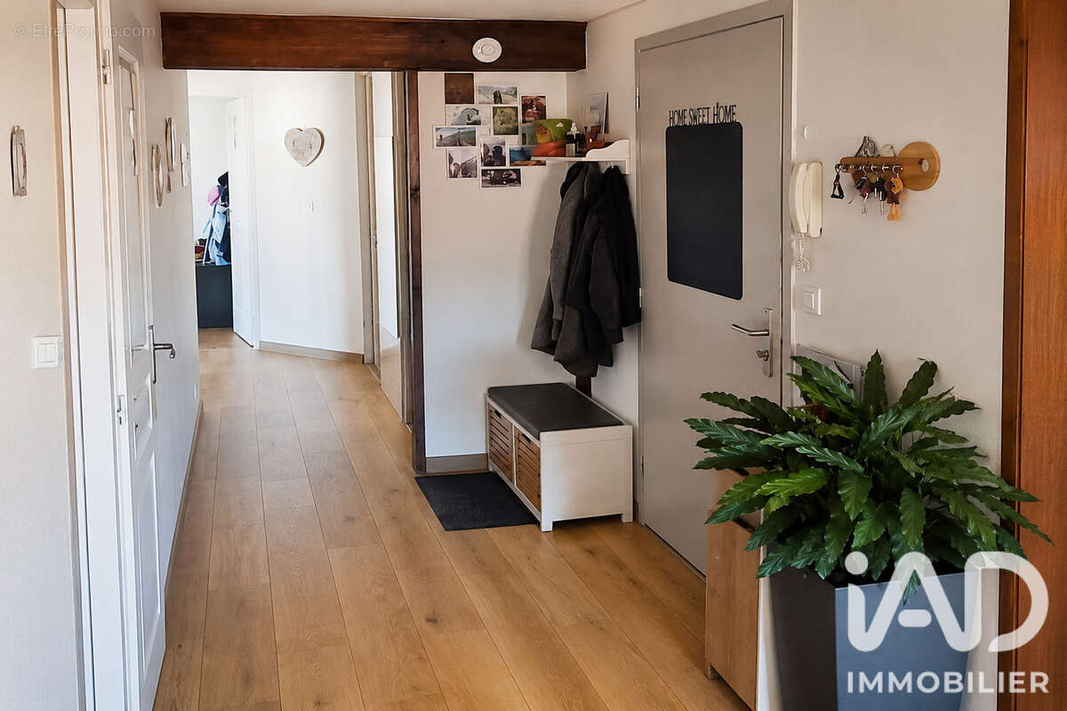 Photo 2 - Appartement à SAINTE-FOY-L'ARGENTIERE