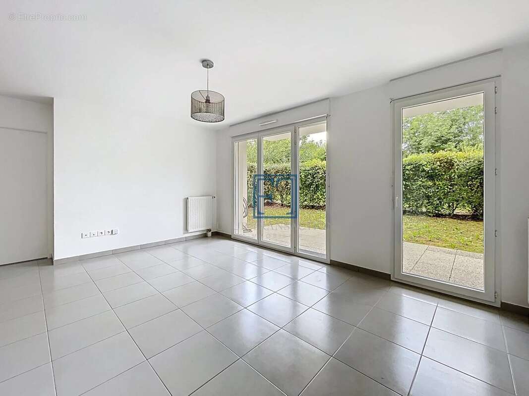 Appartement à ELANCOURT