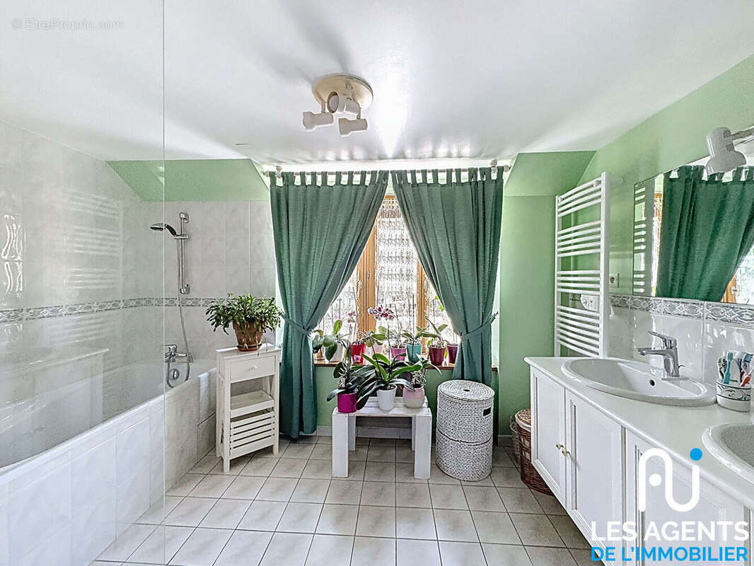 Maison à SAINT-LAURENT-NOUAN