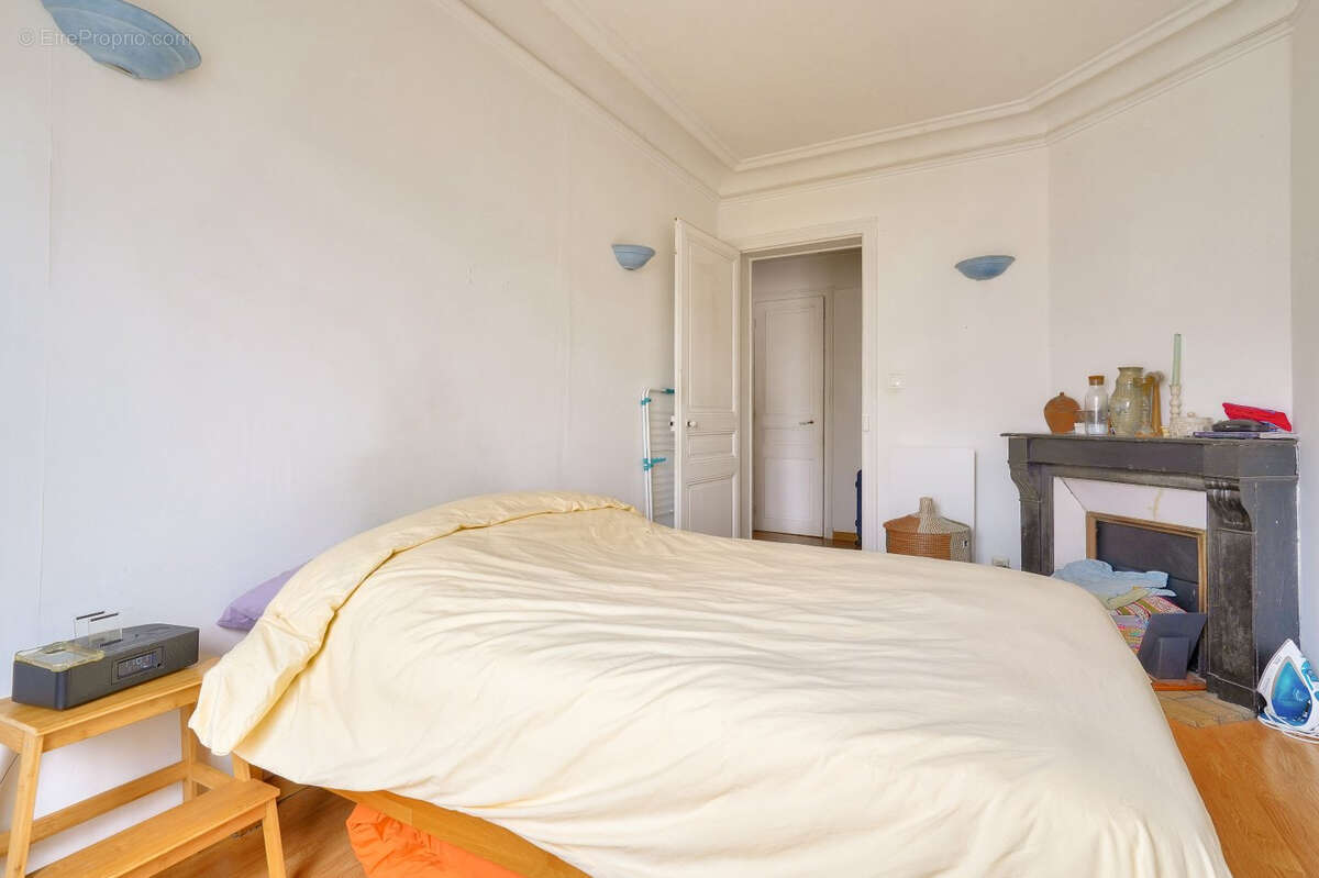 Appartement à PARIS-20E