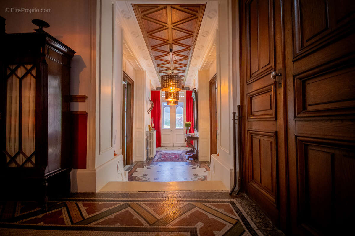 Maison à ETIVAL-CLAIREFONTAINE