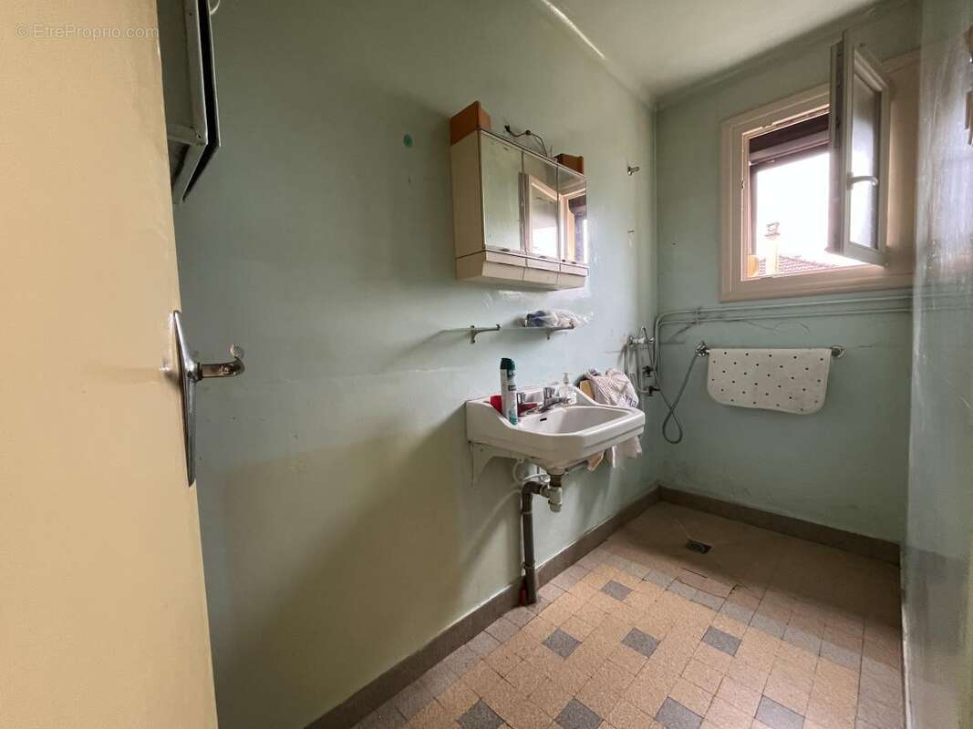 Maison 73 m² à Connerre  - photo 8