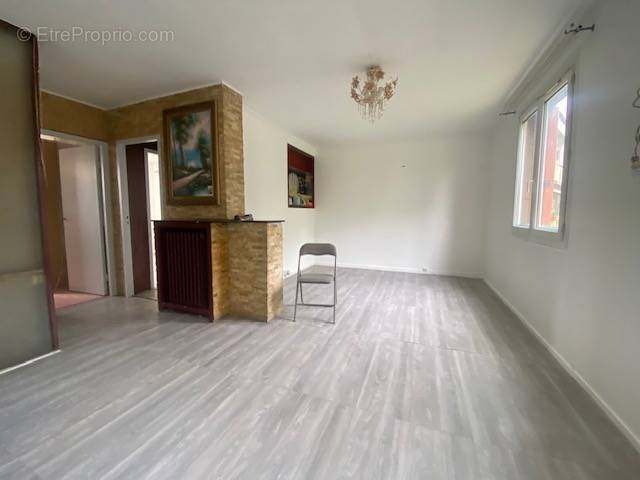 Appartement à CLICHY-SOUS-BOIS