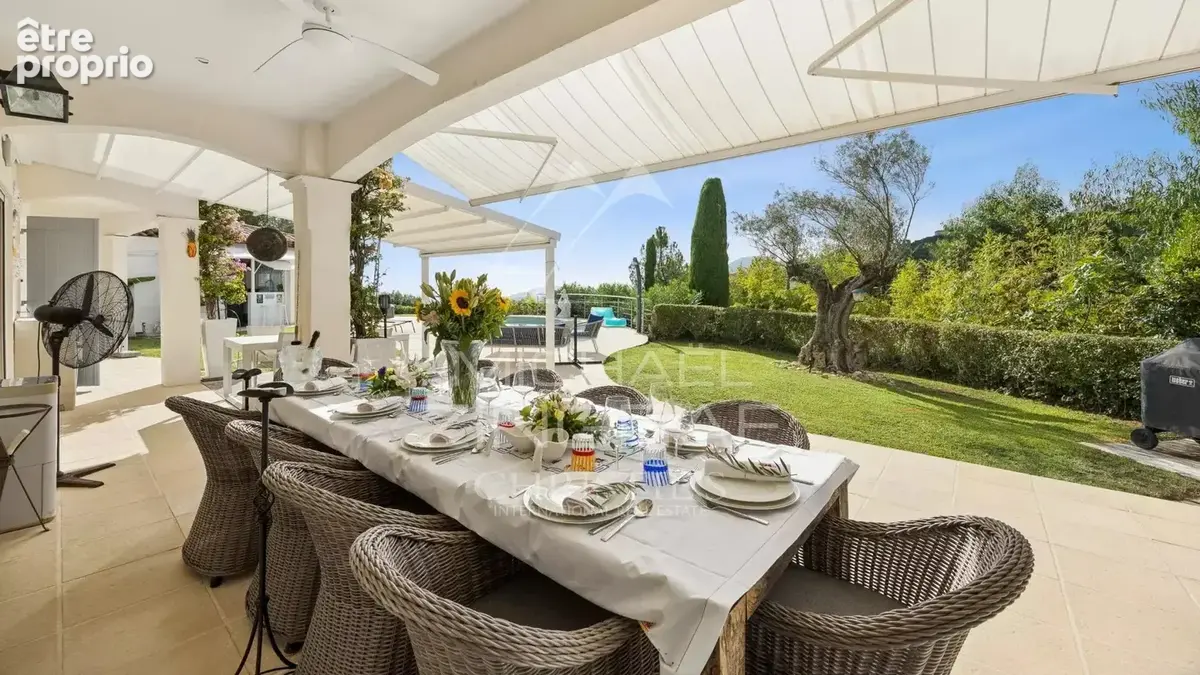 Propriété de charme avec vue mer dans le Domaine de Seguret - photo 9