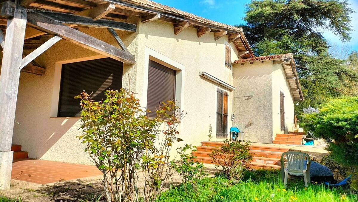 Maison à MAUVEZIN
