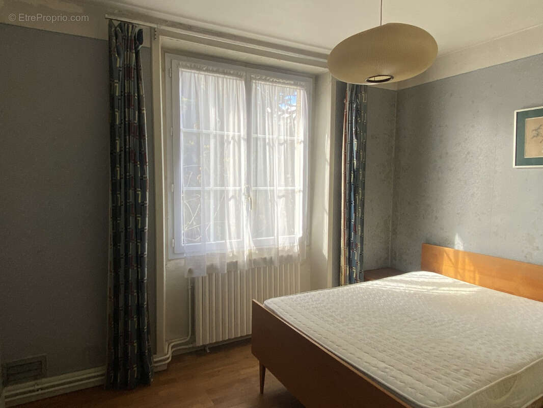 Maison à ARNAC-POMPADOUR