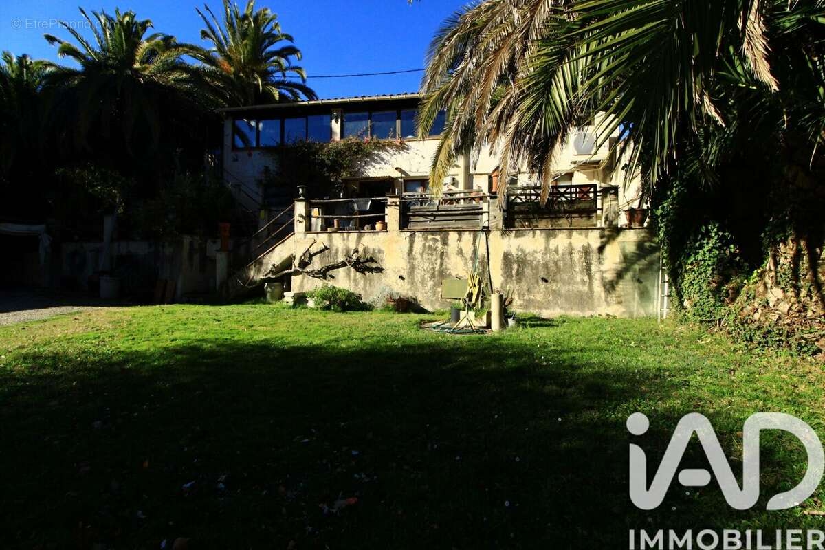 Photo 2 - Maison à LE ROURET