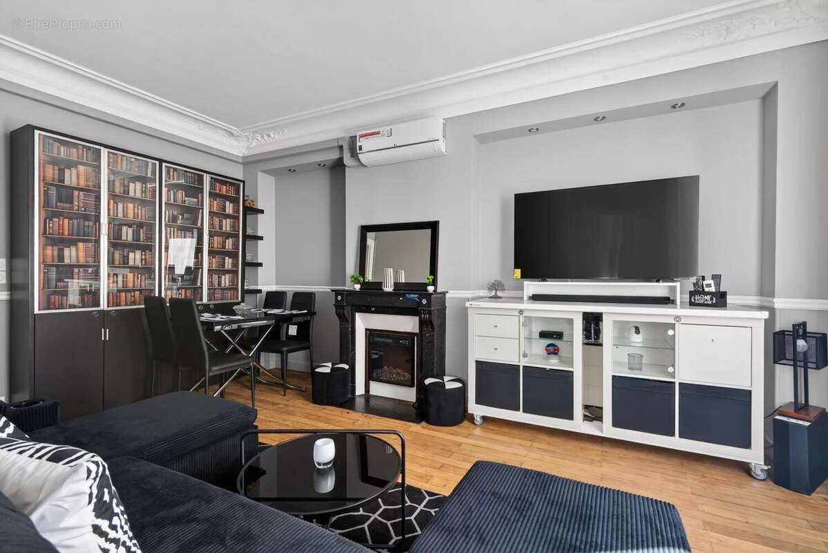 Appartement à PARIS-19E