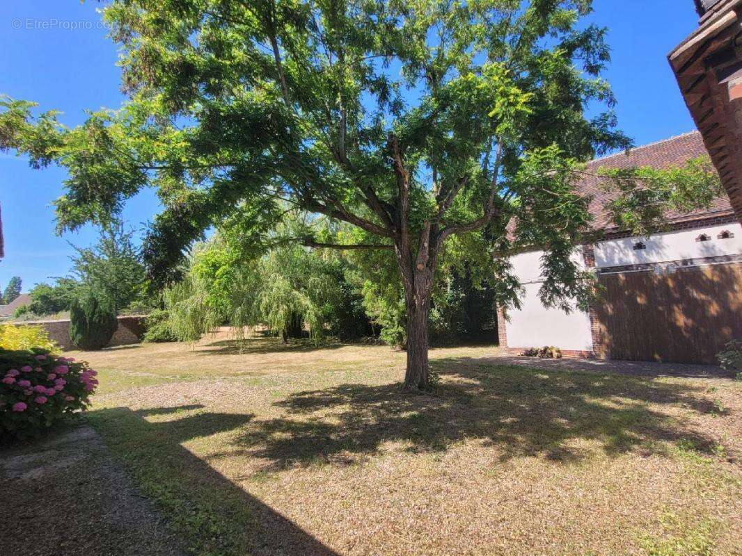 Maison à LA CROIX-DU-PERCHE