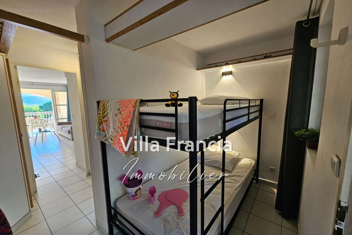 Appartement à SAINT-RAPHAEL