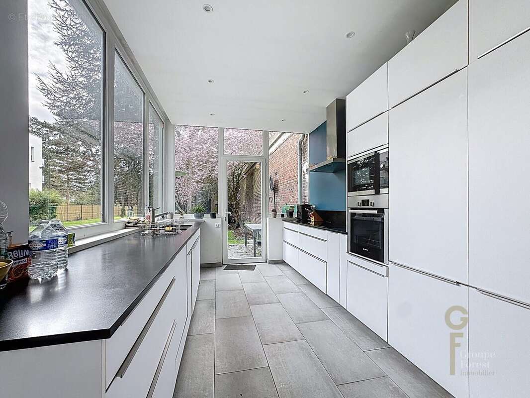 Maison 257 m² à Villeneuve-D'ascq  - photo 9