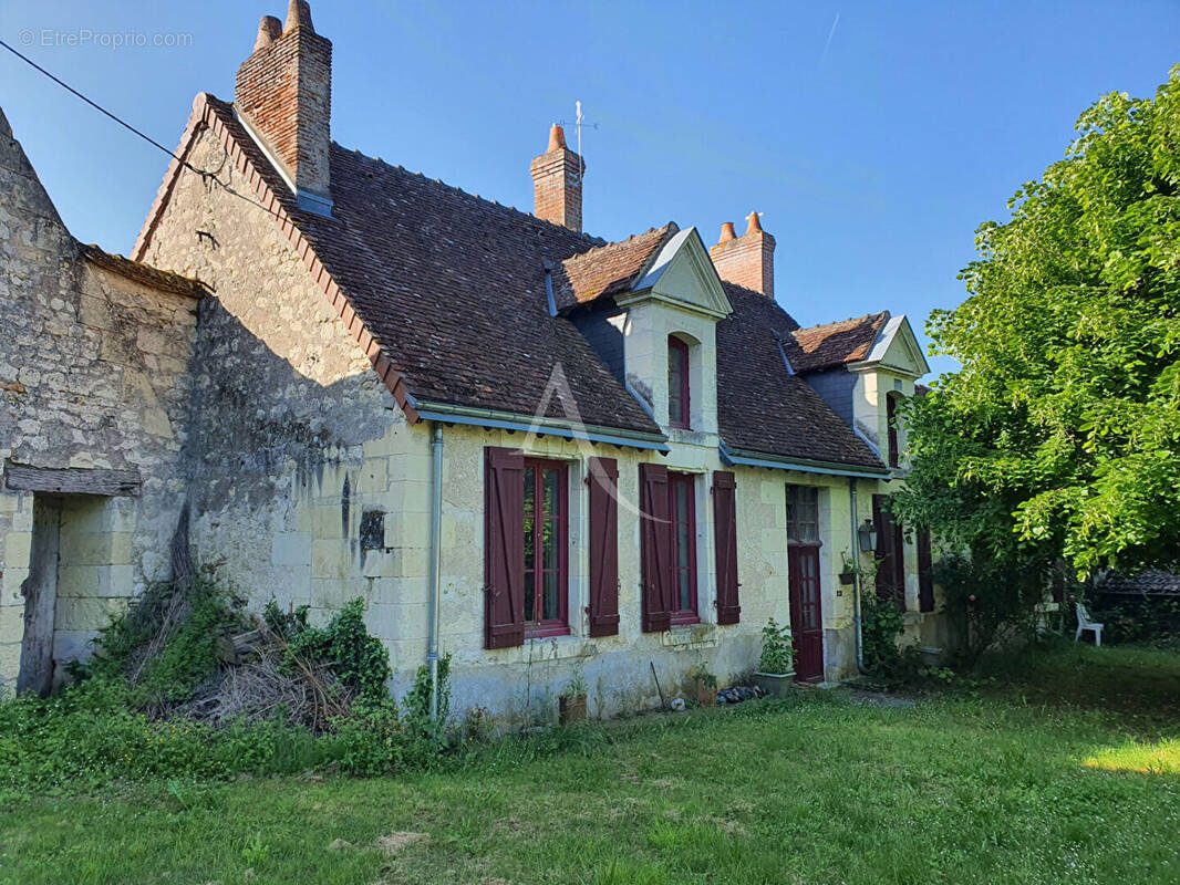 Maison à NOYERS-SUR-CHER