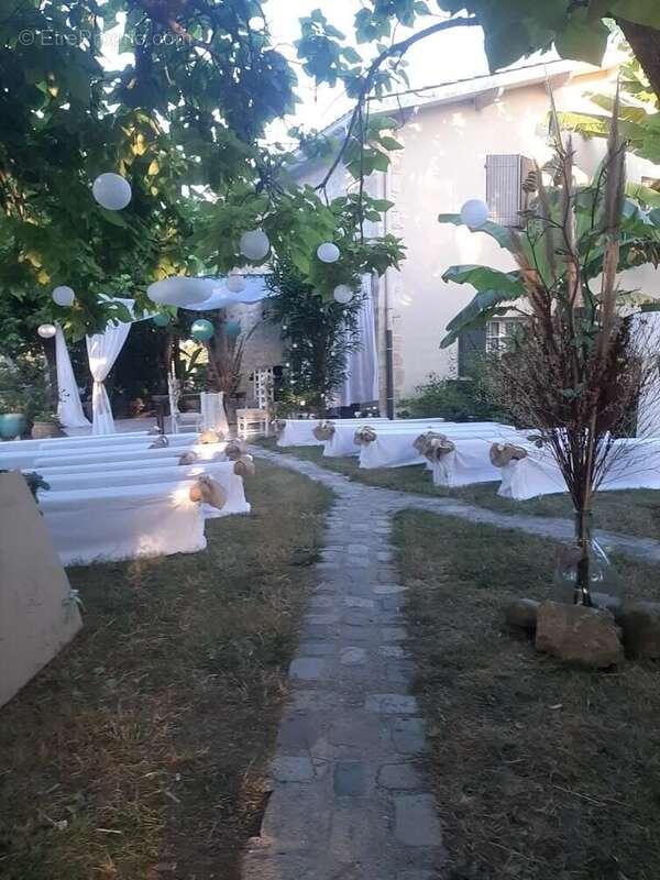 Maison à PAREMPUYRE