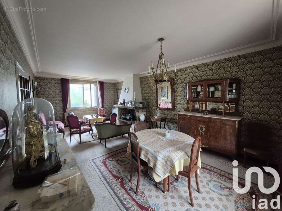 Photo 5 - Maison à MONTLUCON