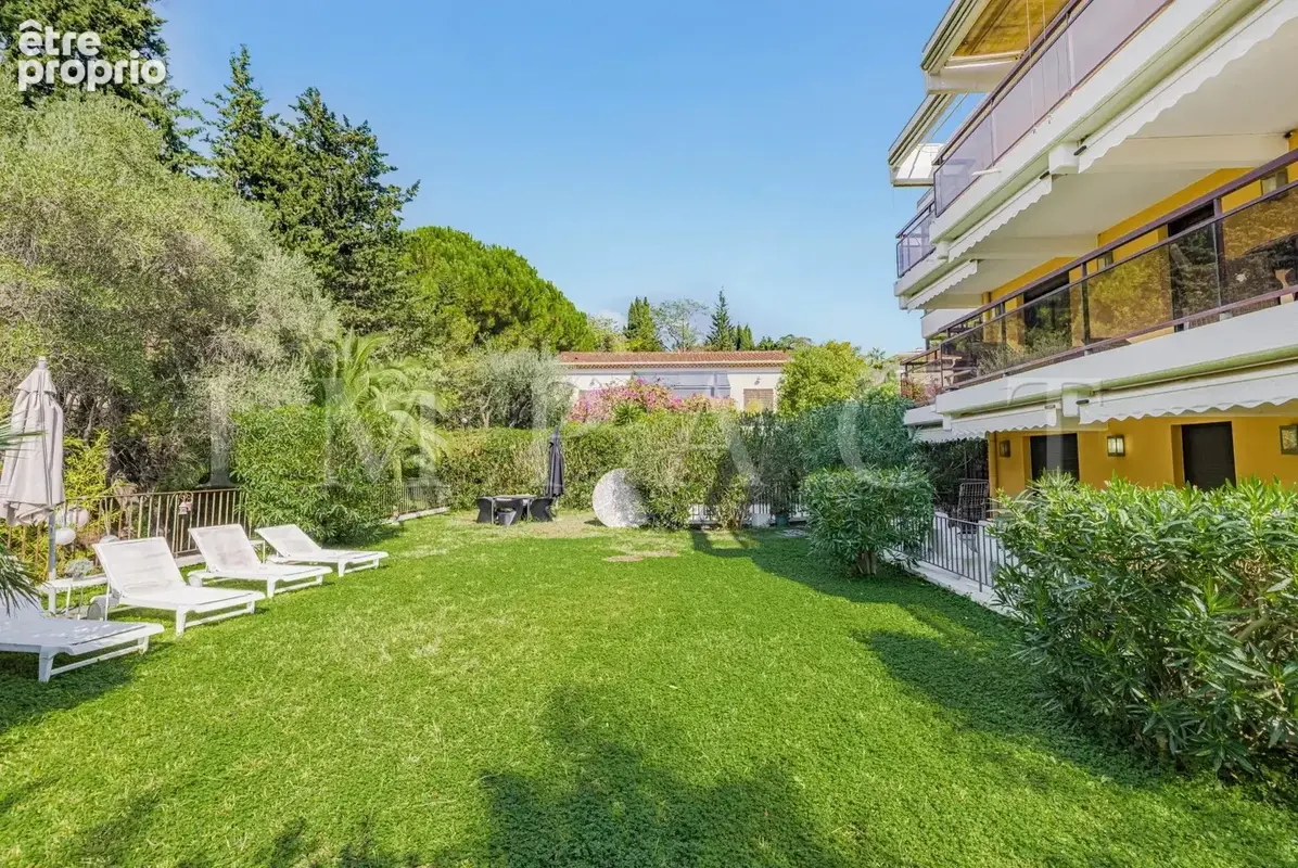 Co-exclusivité - Cannes Montrose appartement 2 pièces en rez de jardin à vendre - photo 14