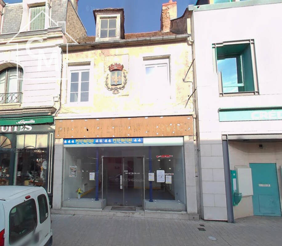 Appartement à SAINT-AMAND-MONTROND