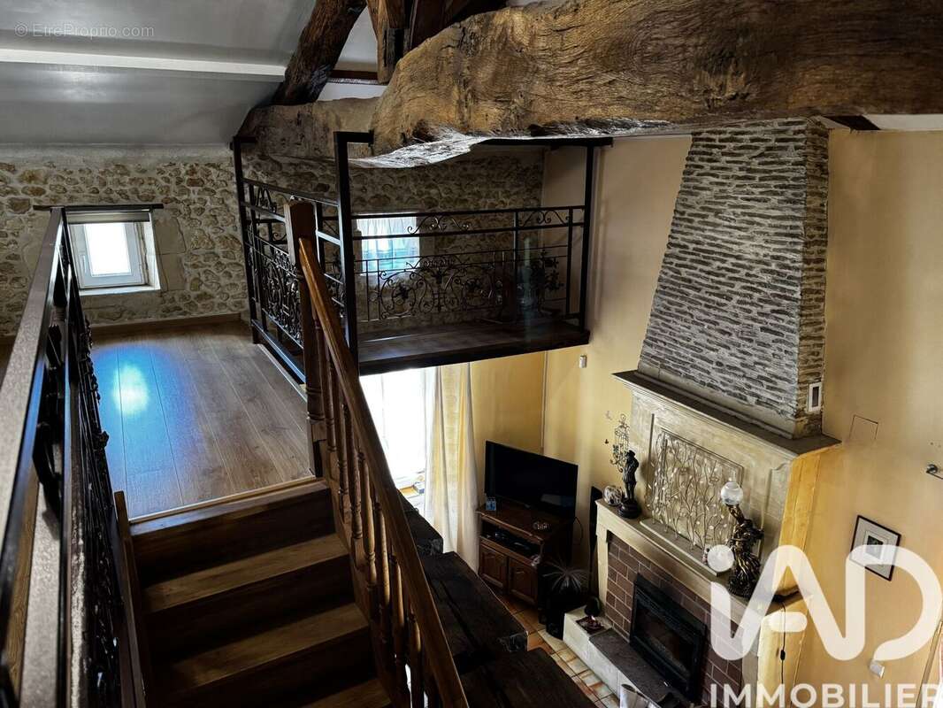Photo 6 - Maison à SAINT-BONNET-SUR-GIRONDE