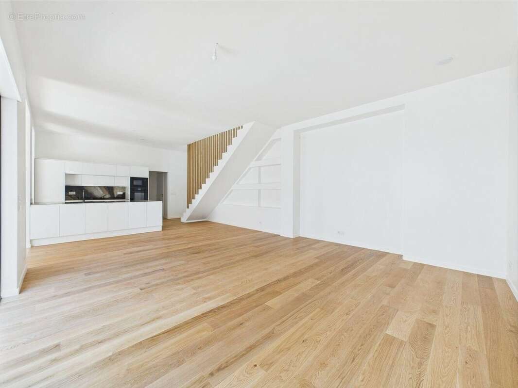 Maison à ASNIERES-SUR-SEINE