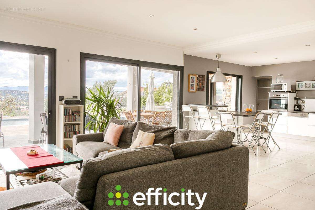 Maison à CHASSE-SUR-RHONE