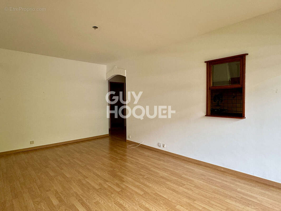 Appartement à ATHIS-MONS