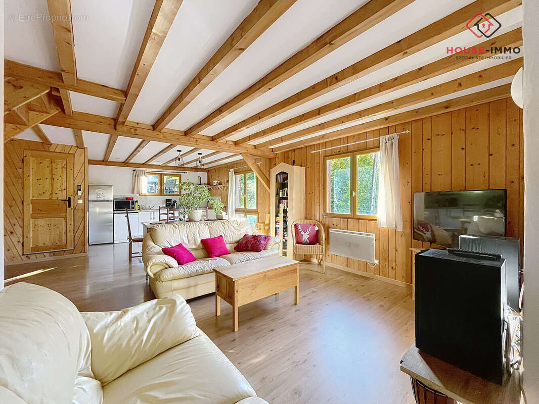 Maison à COGNA