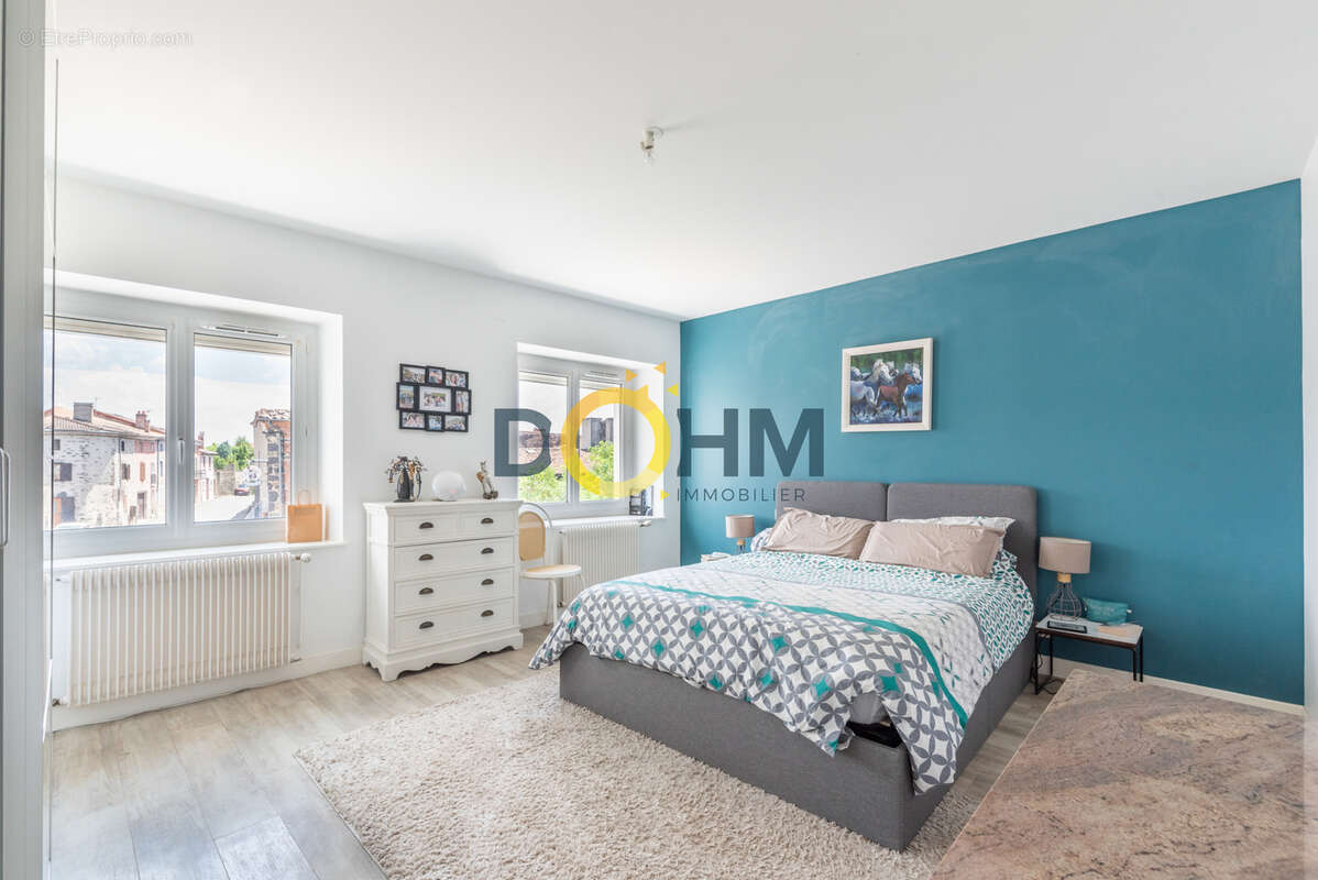 Ensemble immobilier, maison 146m2  plus  2 appartements sur terrain de 1075m2 - photo 10