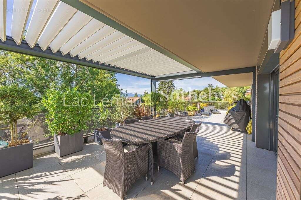 Appartement à VETRAZ-MONTHOUX