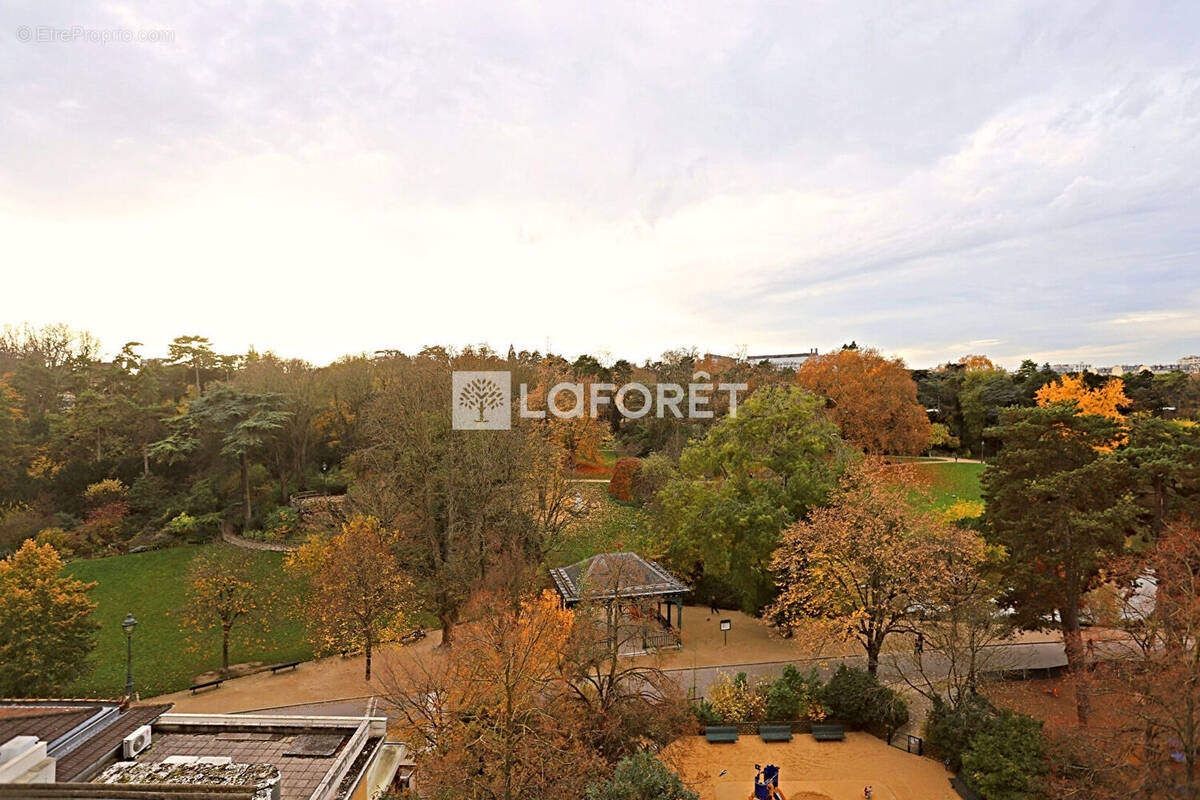 Appartement à PARIS-14E