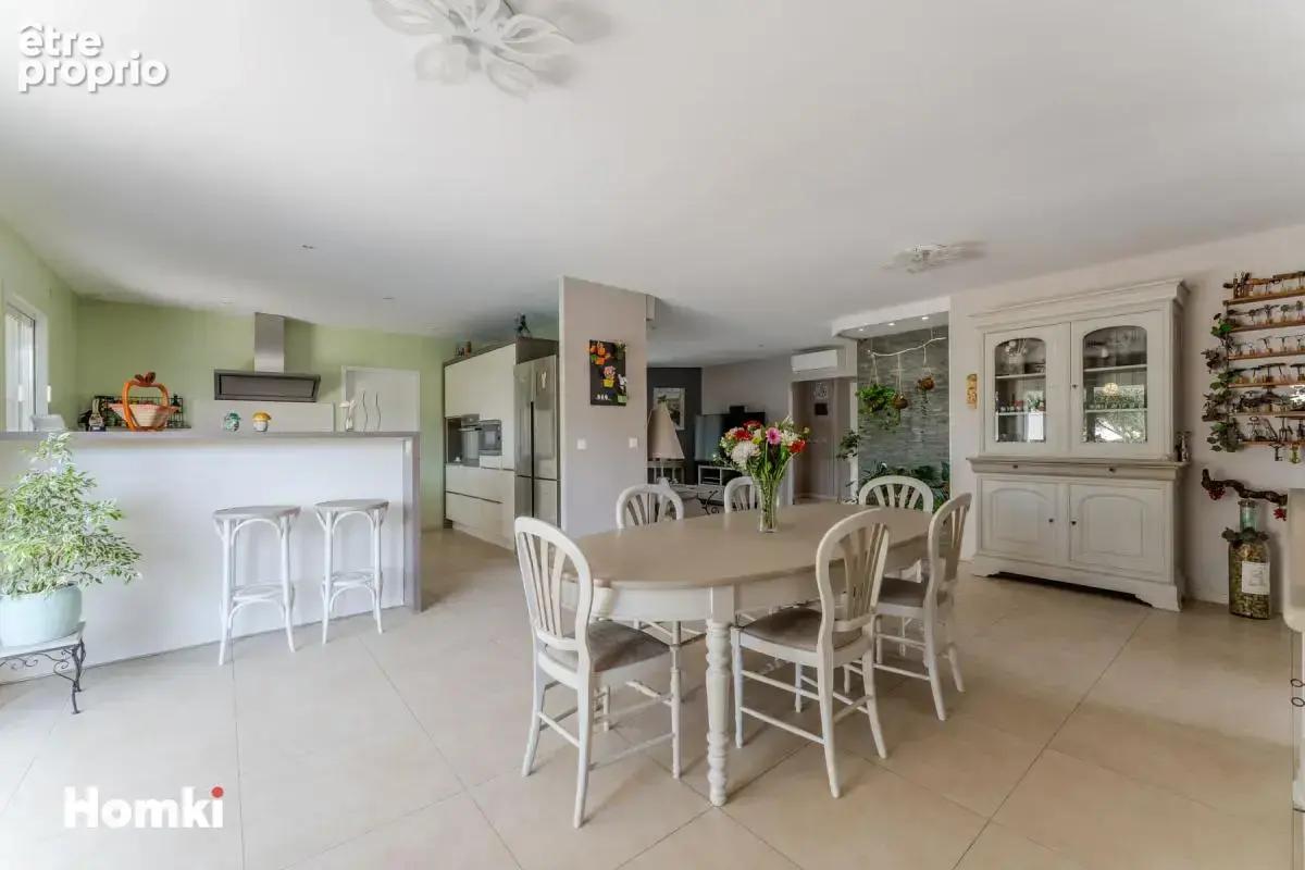 Et si votre prochaine adresse se trouvait entre lac, forêt et océan ? 167 m², 4Chambres, piscine, 1 000 m², fort potentiel à 800 - photo 6