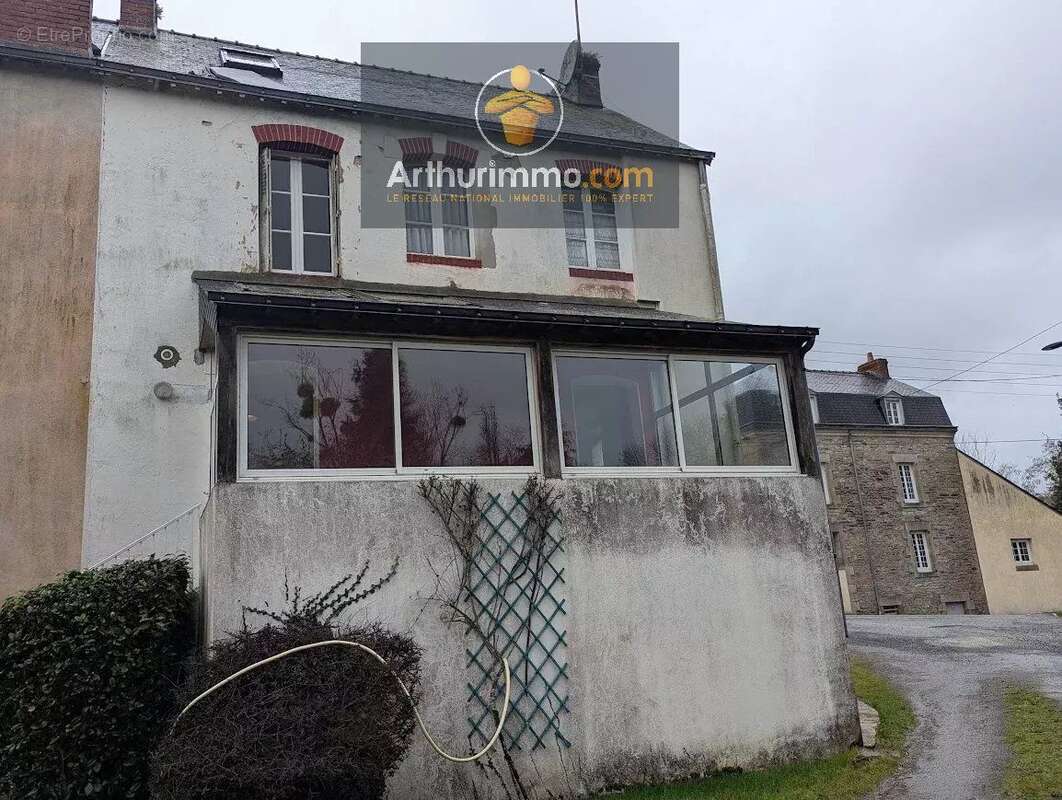 Maison à JOSSELIN