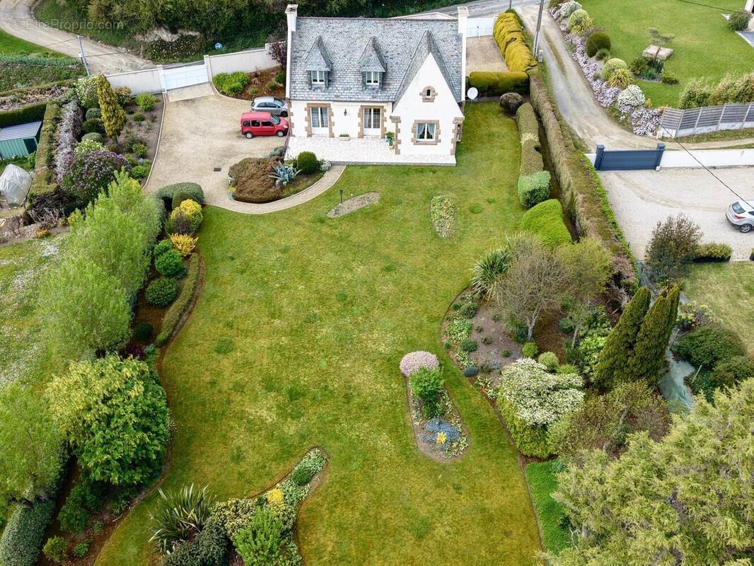 Photo 1 - Maison à PLOUGOULM