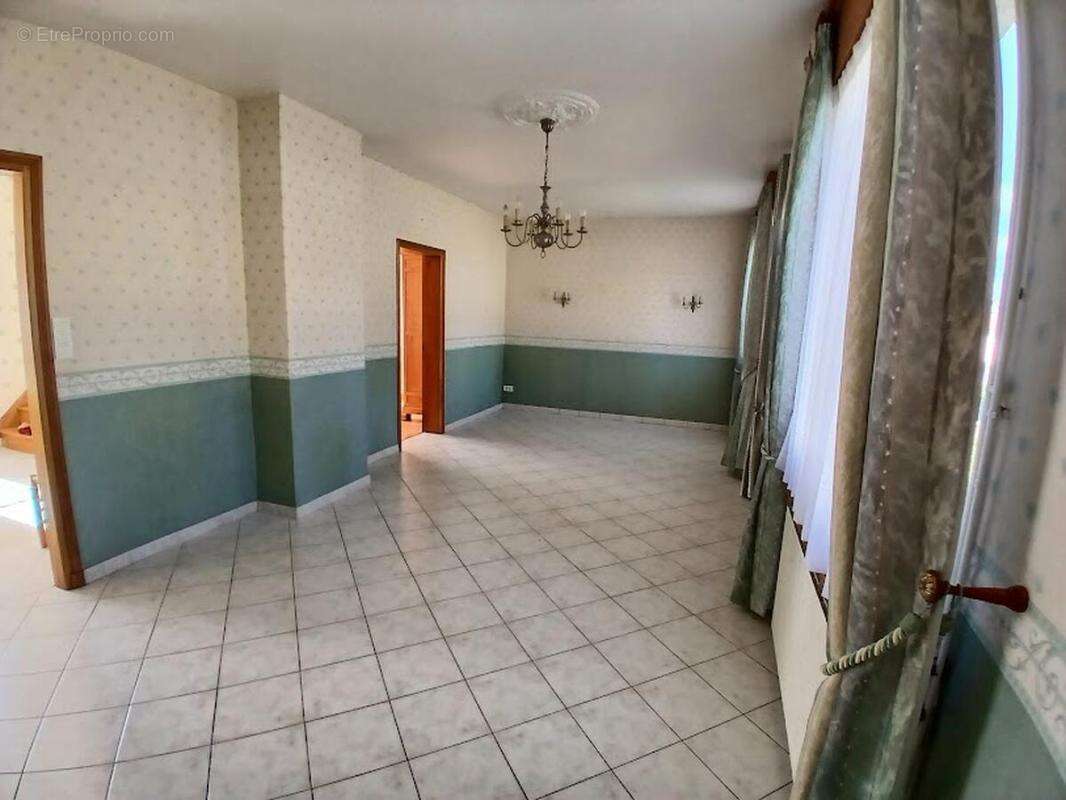 Maison 156 m² à Quoeux-Haut-Mainil  - photo 4