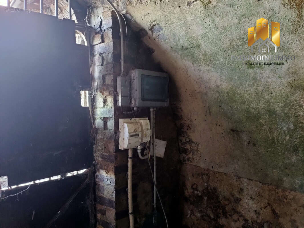 Terrain à SAINT-PIERRE-DU-LOROUER