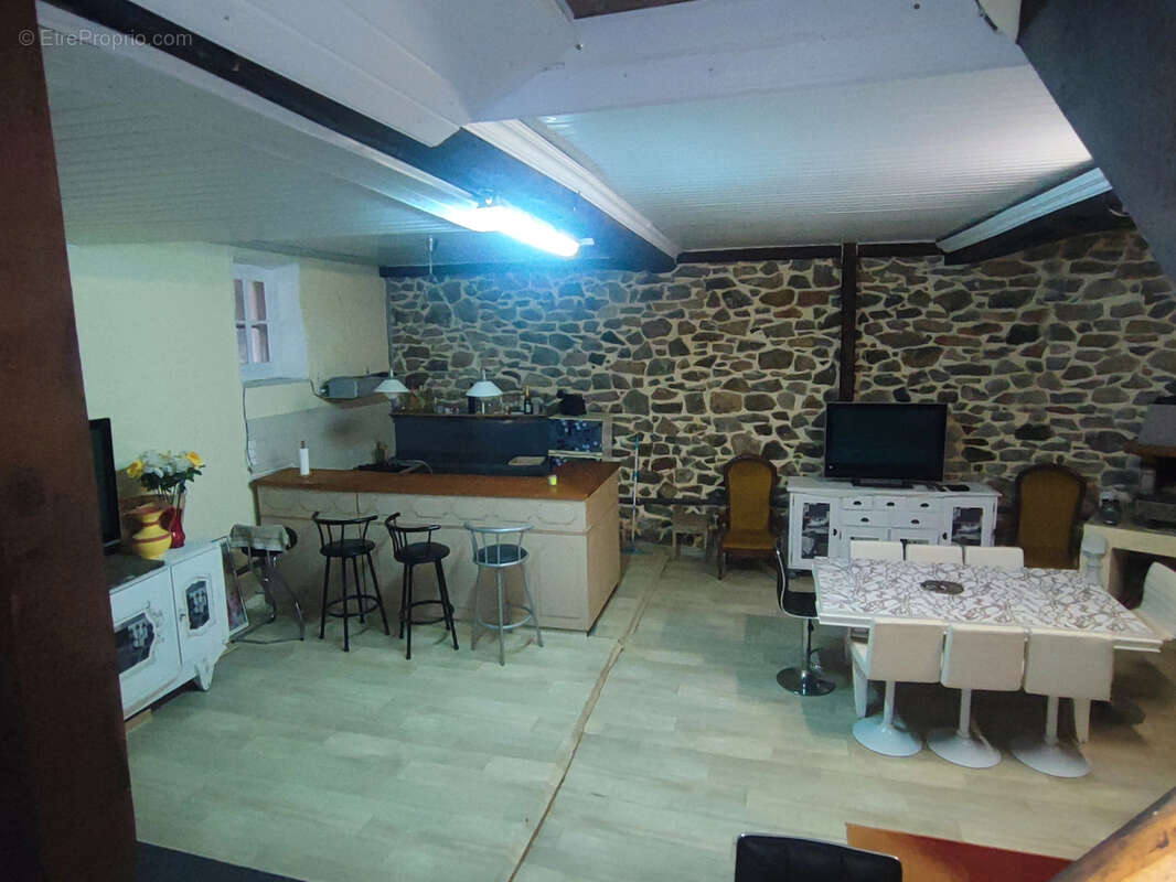 Maison à LA REDORTE