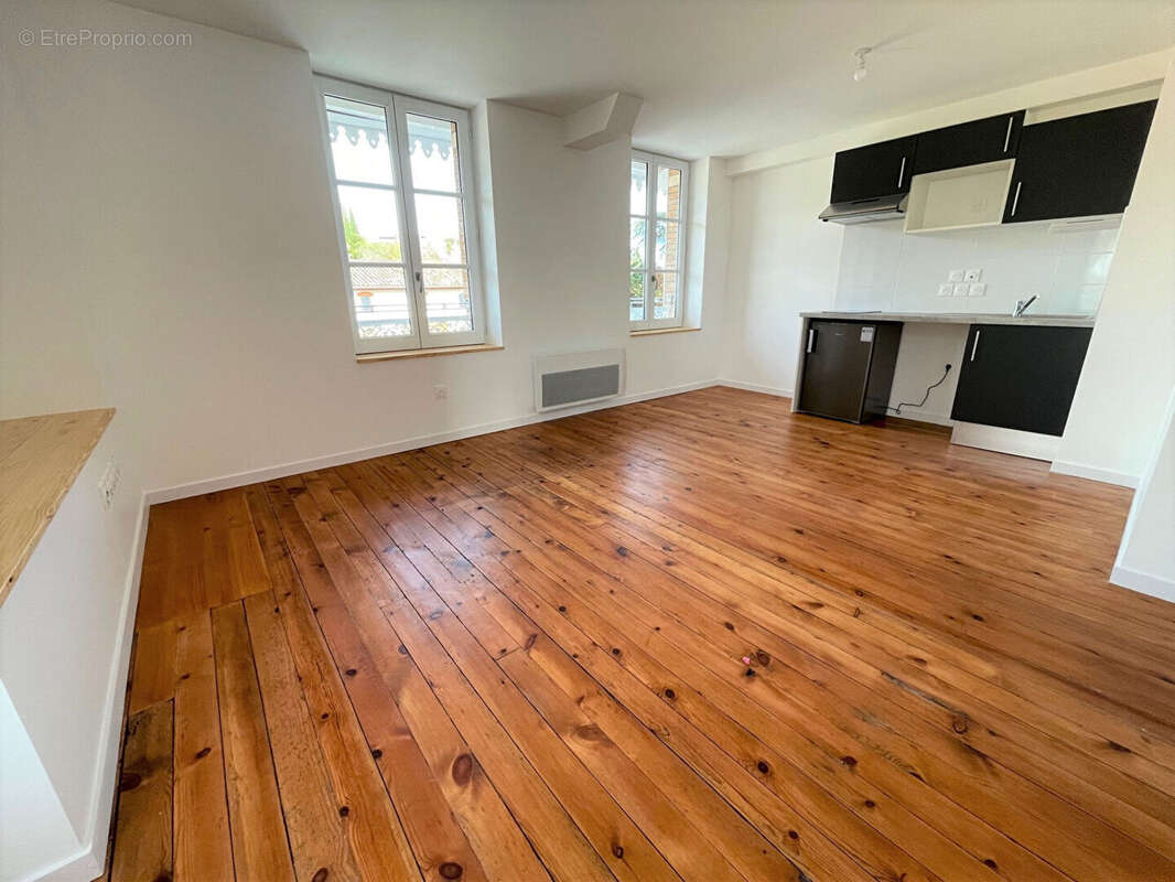 Appartement à PIN-BALMA
