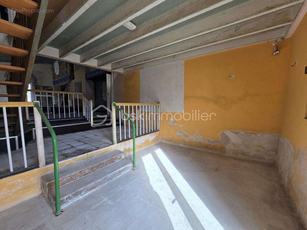 Maison à SAINT-LAURS