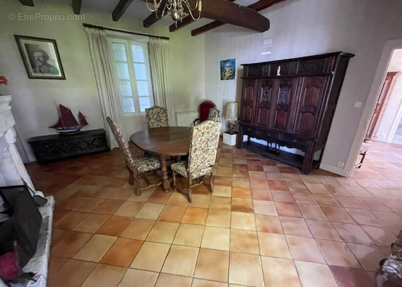 Maison à YVES