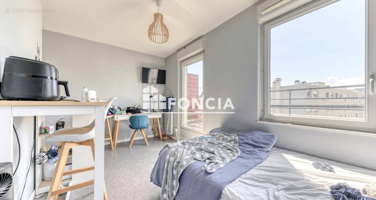Appartement à LYON-7E