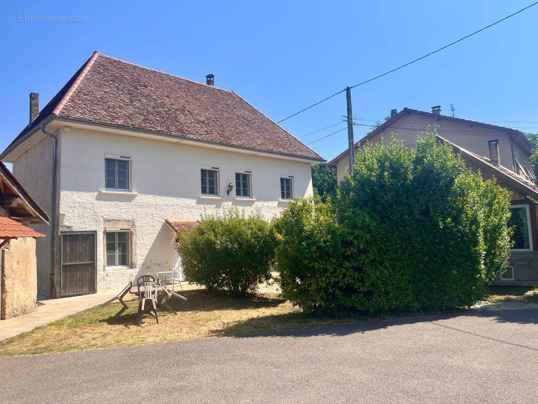 Maison à SAINTE-BLANDINE