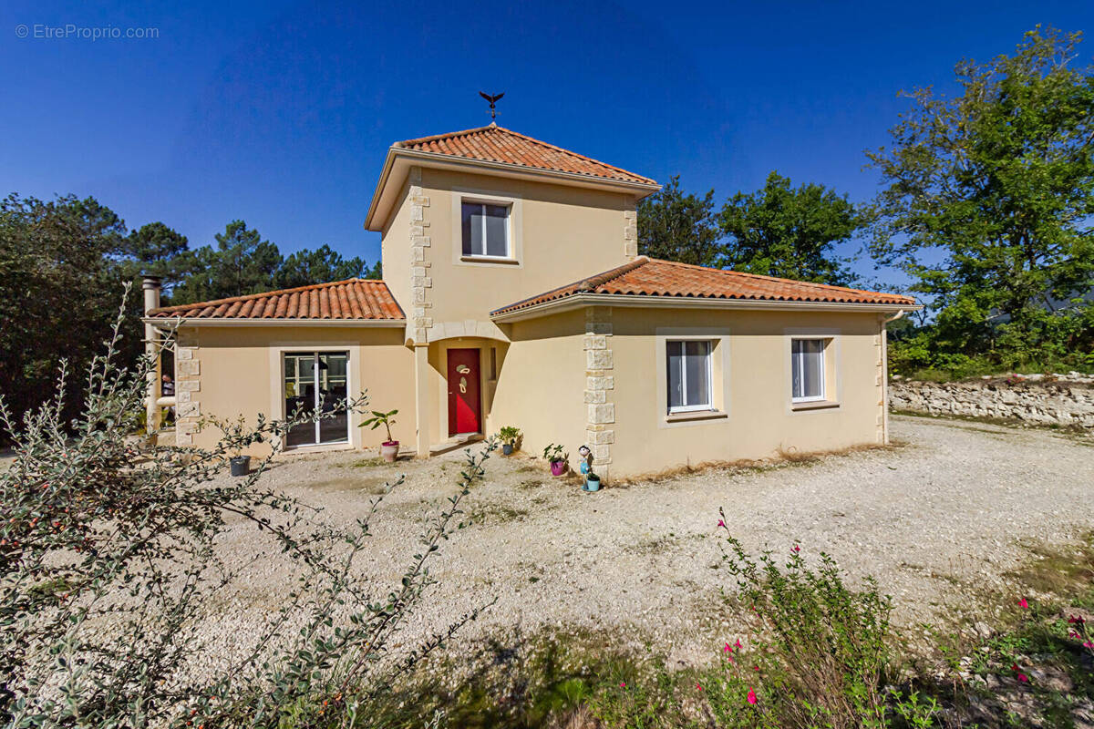 Maison à SAINT-ANDRE-D&#039;ALLAS