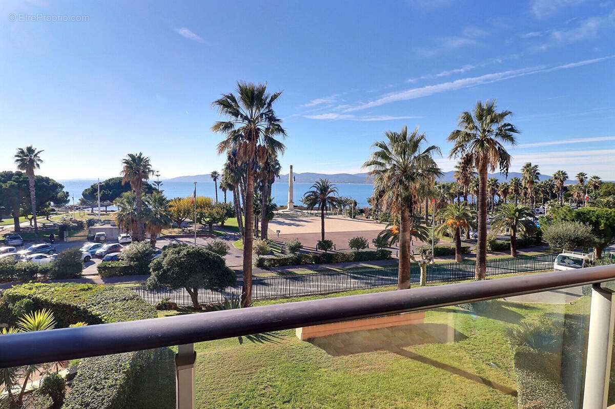 Photo Appartement à Saint-Raphael au prix de 567 000€