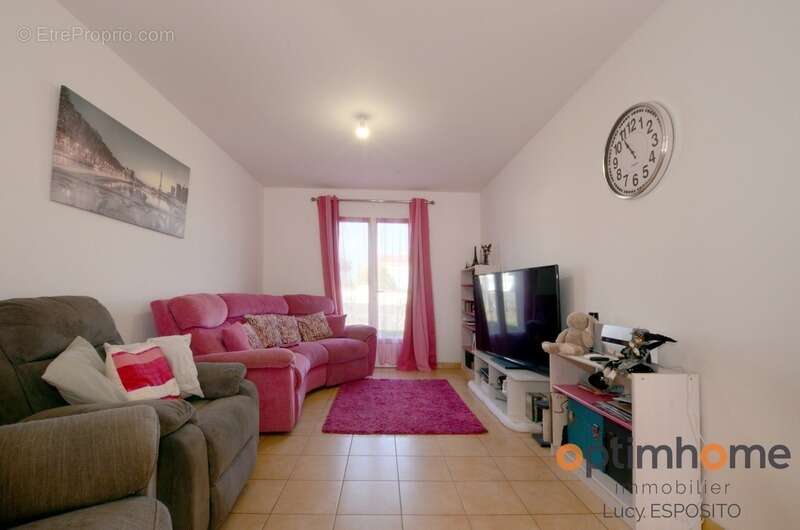 Maison à CHAMPAGNE-MOUTON