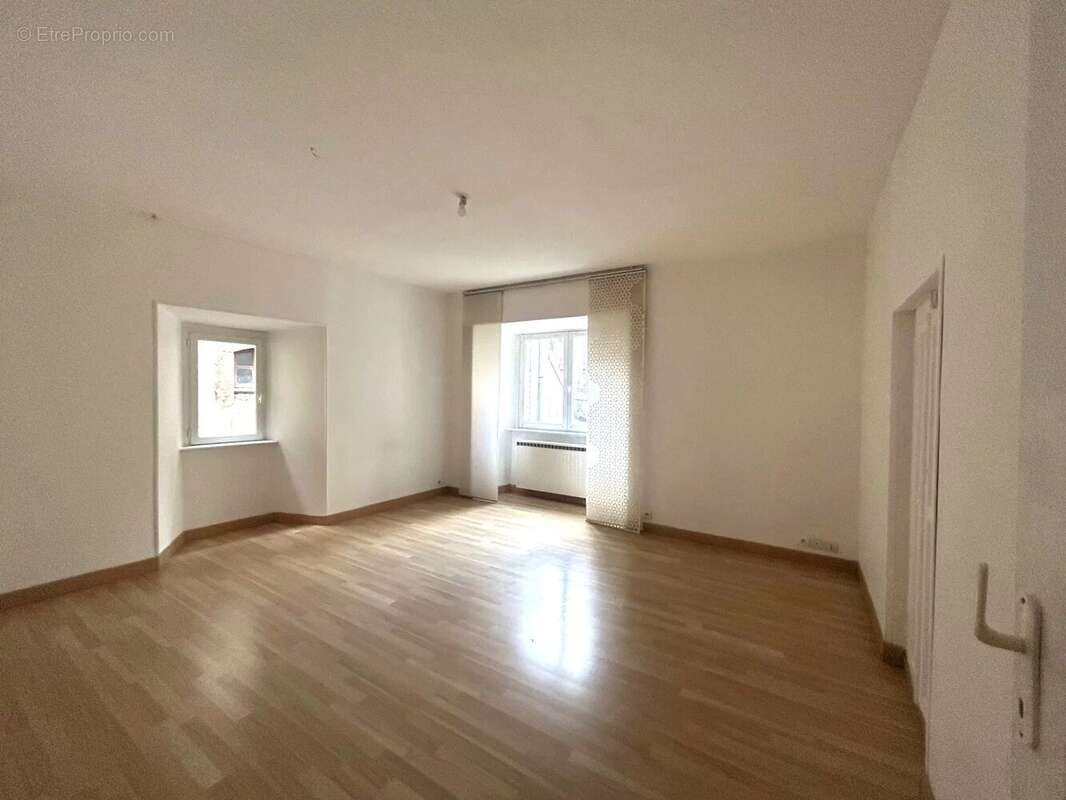 Appartement à HERICOURT