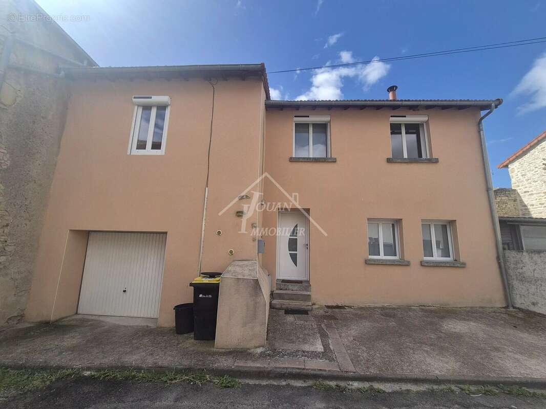 Maison à GANNAT