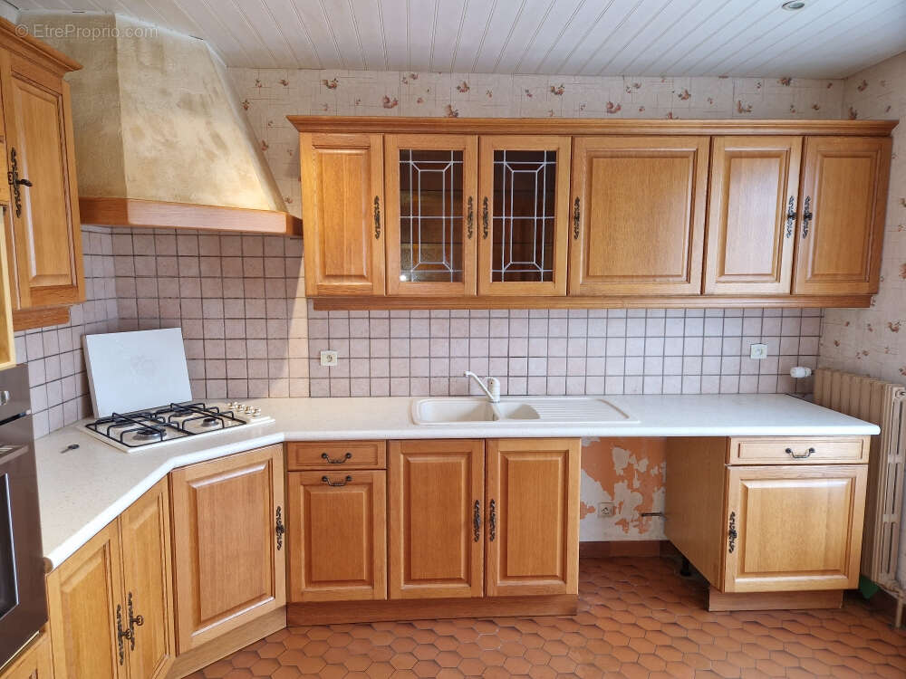 Maison à MONTLANDON