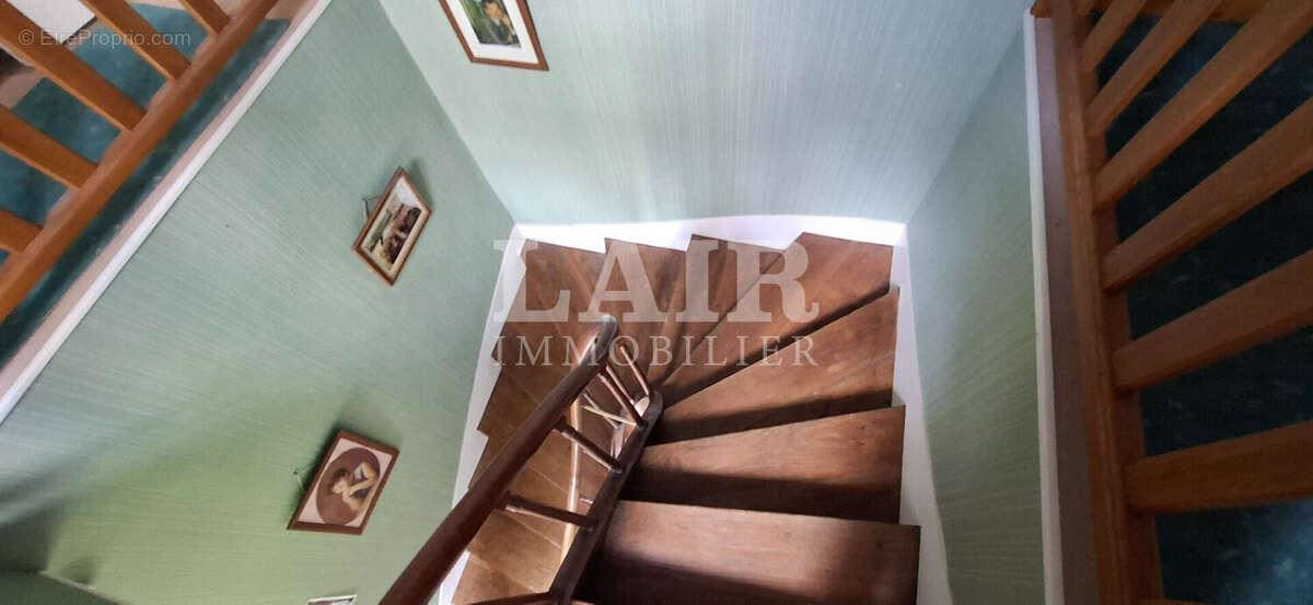 Maison de Maître et ancien presbytère - Ref S15421 - photo 13
