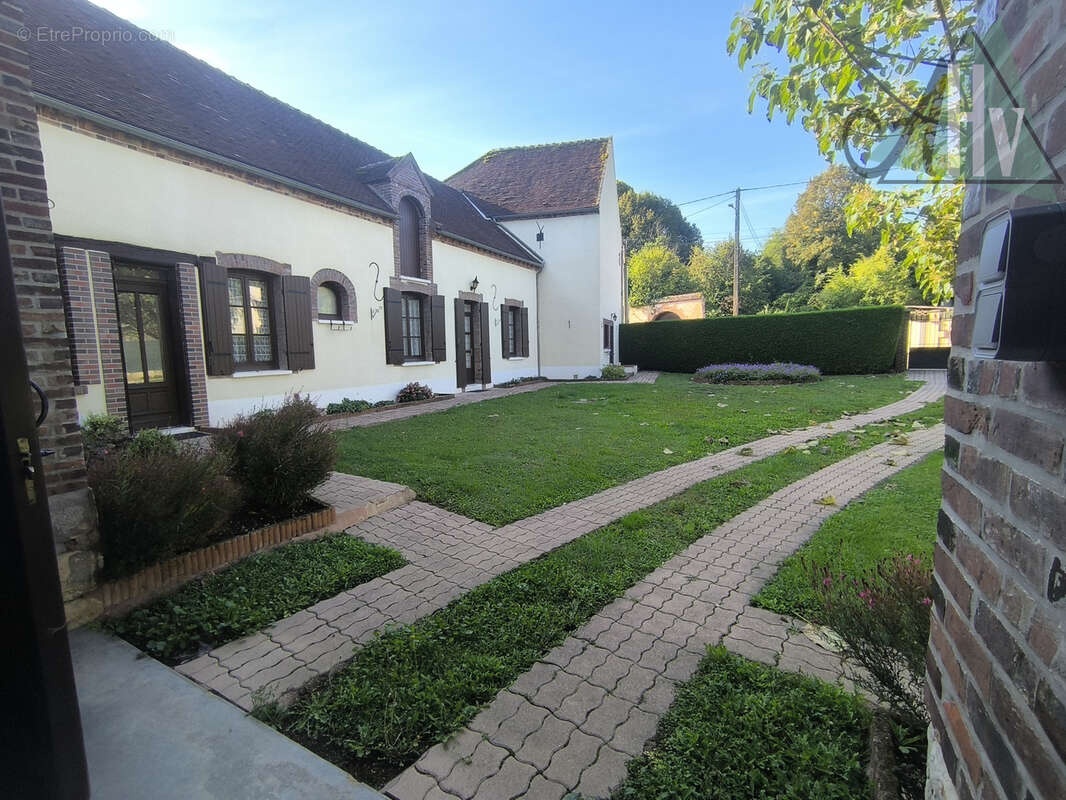 Maison à BRAY-SUR-SEINE