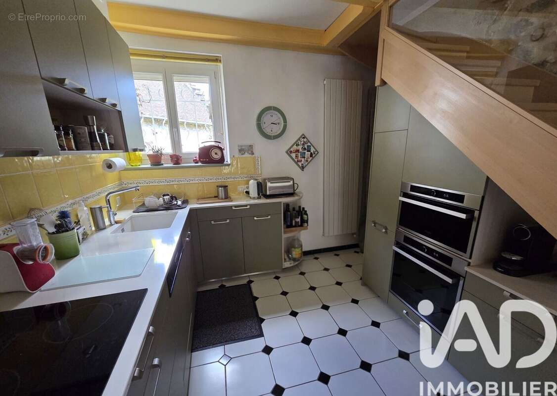Maison 163 m² à Ambleon  - photo 8
